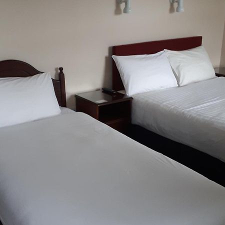 Bay View Guesthouse غالواي المظهر الخارجي الصورة