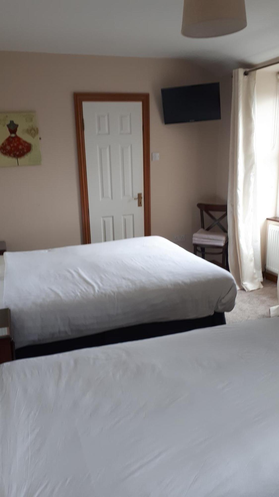 Bay View Guesthouse غالواي المظهر الخارجي الصورة