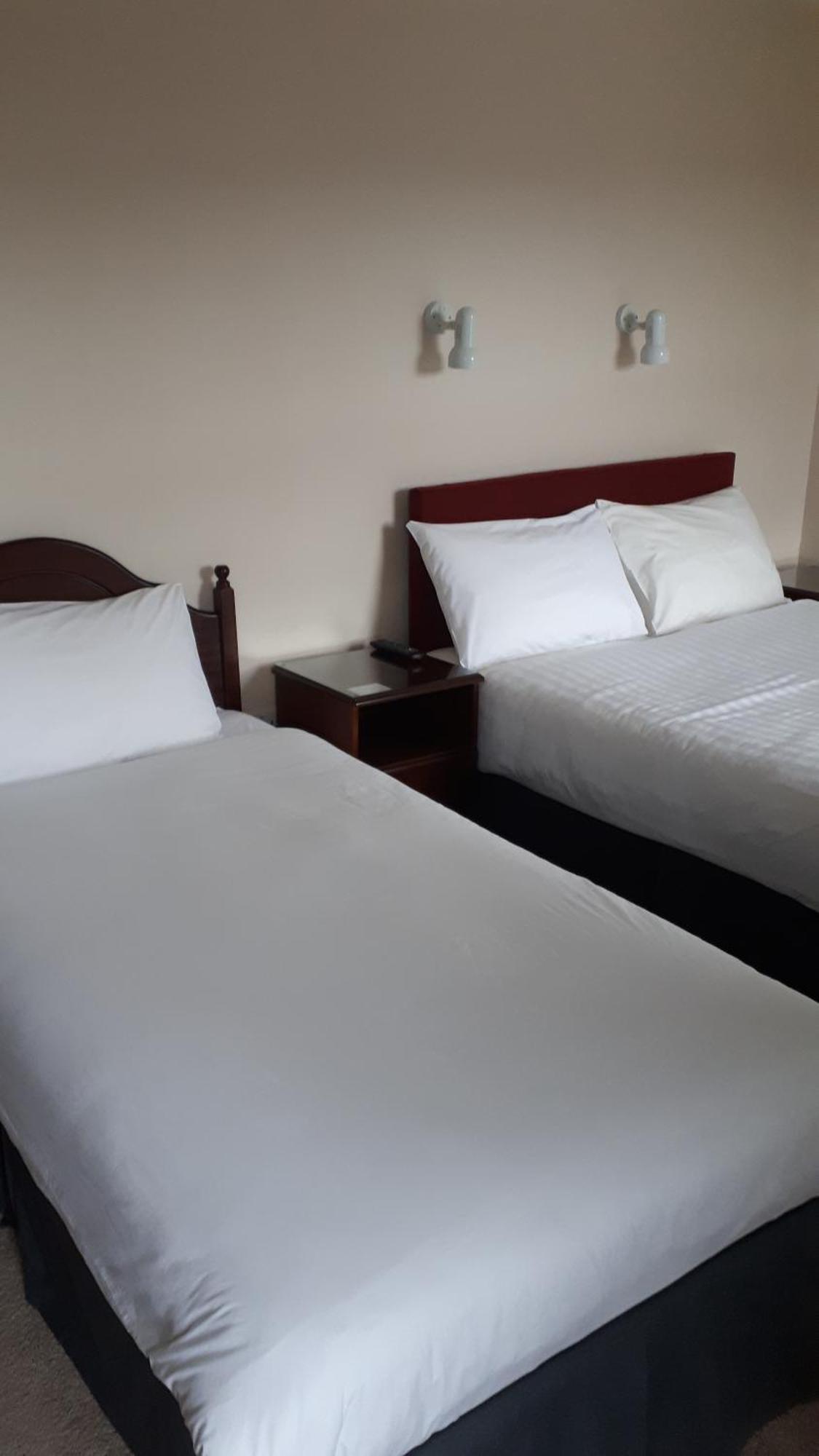 Bay View Guesthouse غالواي المظهر الخارجي الصورة